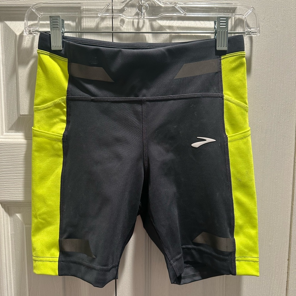 Brooks Women's Run Visible Reflective Running Shorts